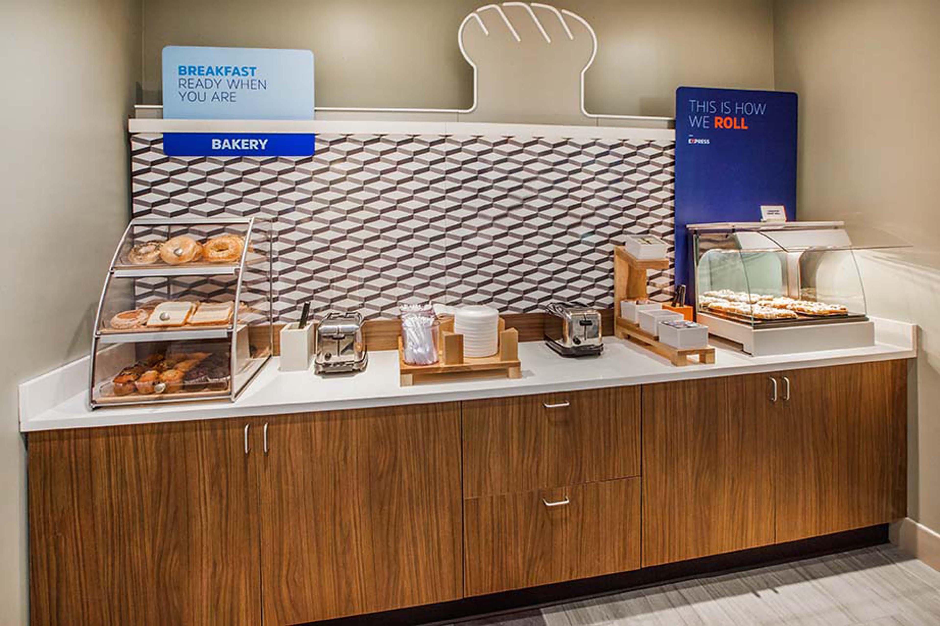 Holiday Inn Express Danbury I-84, An Ihg Hotel Eksteriør bilde